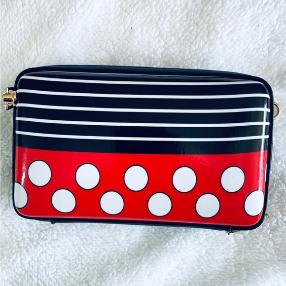 NWT Minnie Mouse Crossbody Zippered Purse Wristlet - Picture 7 of 7